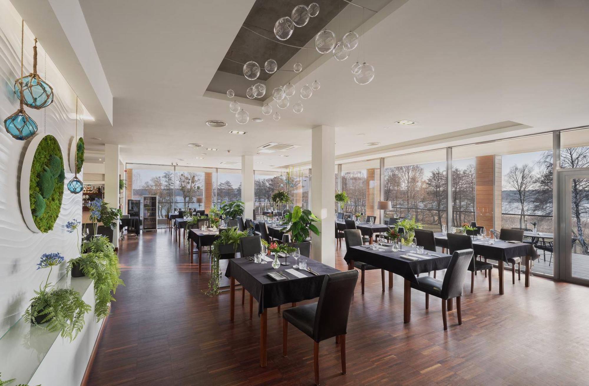 Hotel Moran & Spa Powidz  Extérieur photo